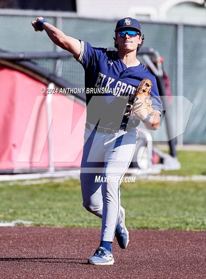 Thumbnail 2 in Elk Grove @ Jesuit photogallery.