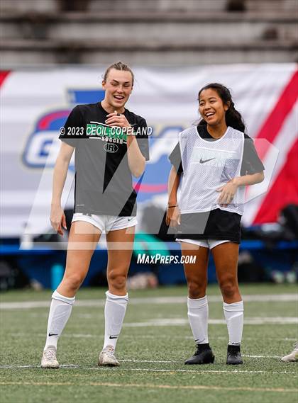 Thumbnail 3 in Roswell vs. Marist (GHSA 6A Championship) photogallery.