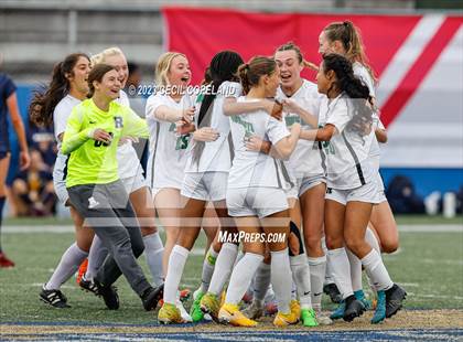 Thumbnail 1 in Roswell vs. Marist (GHSA 6A Championship) photogallery.
