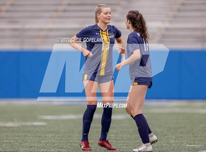 Thumbnail 3 in Roswell vs. Marist (GHSA 6A Championship) photogallery.