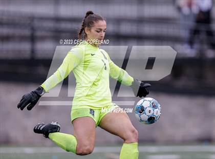 Thumbnail 2 in Roswell vs. Marist (GHSA 6A Championship) photogallery.