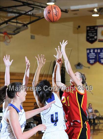 Thumbnail 3 in West Hills vs. Woodbridge photogallery.