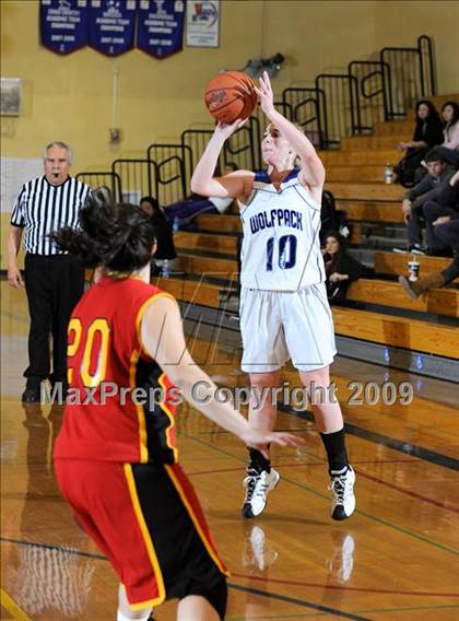 Thumbnail 3 in West Hills vs. Woodbridge photogallery.