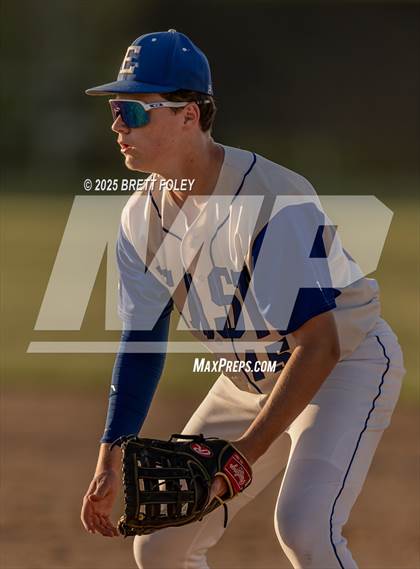 Thumbnail 2 in Standing Bear vs Lincoln East (LPS Reserve Tournament) photogallery.