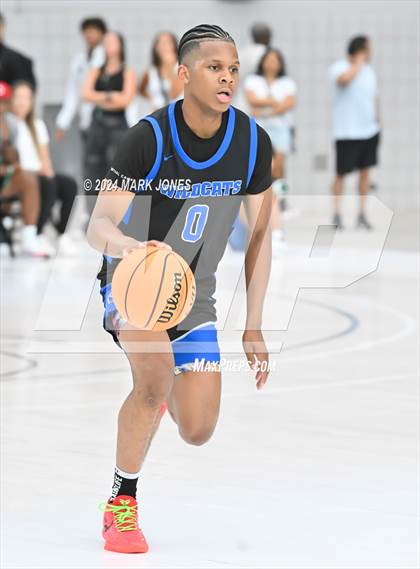 Thumbnail 1 in Windward vs. Rainier Beach (Section 7) photogallery.