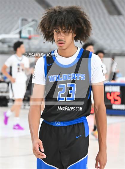 Thumbnail 1 in Windward vs. Rainier Beach (Section 7) photogallery.