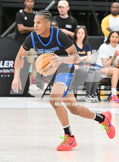 Thumbnail 1 in Windward vs. Rainier Beach (Section 7) photogallery.
