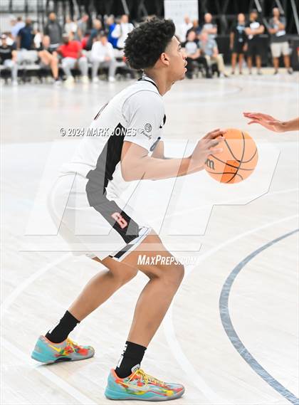 Thumbnail 3 in Windward vs. Rainier Beach (Section 7) photogallery.