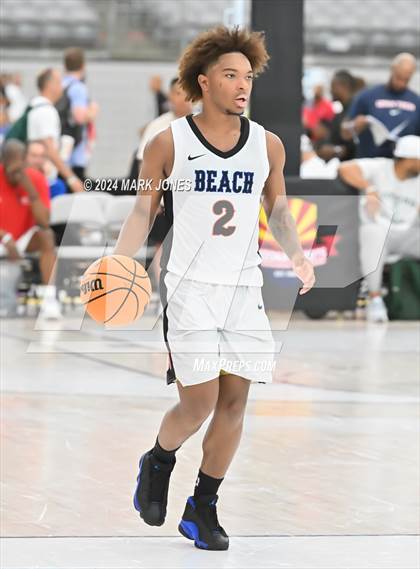 Thumbnail 3 in Windward vs. Rainier Beach (Section 7) photogallery.