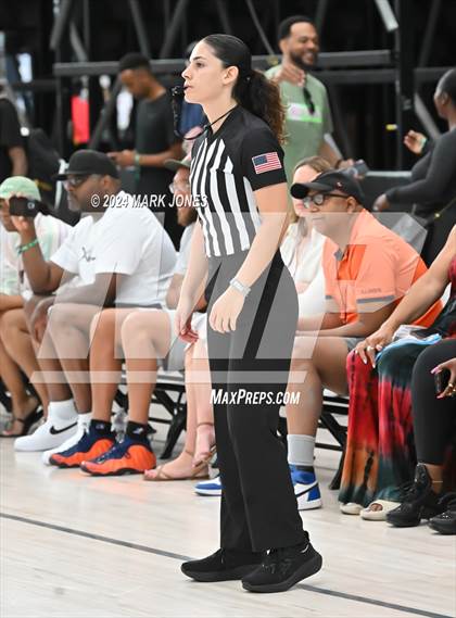 Thumbnail 1 in Windward vs. Rainier Beach (Section 7) photogallery.
