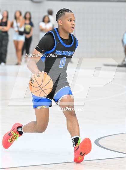 Thumbnail 2 in Windward vs. Rainier Beach (Section 7) photogallery.
