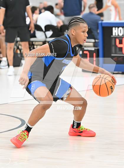 Thumbnail 3 in Windward vs. Rainier Beach (Section 7) photogallery.