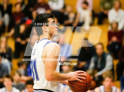 Thumbnail 2 in Las Lomas @ Acalanes photogallery.