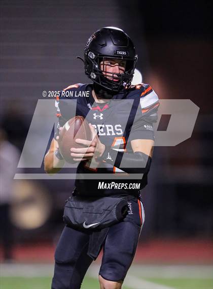 Thumbnail 1 in Mustang @ Norman photogallery.