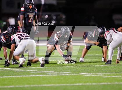 Thumbnail 3 in Mustang @ Norman photogallery.