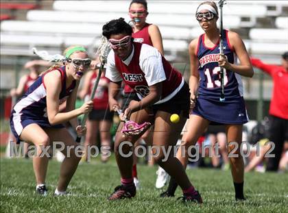 Thumbnail 3 in Parkway South vs. Hazelwood West photogallery.