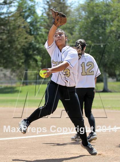 Thumbnail 3 in Oak Park @ Simi Valley (CIF SS Playoffs) photogallery.