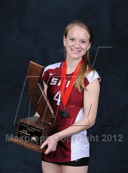 Thumbnail 3 in Sacred Heart Prep (CIF State D4 Awards) photogallery.