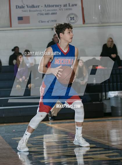 Thumbnail 2 in Medina vs. St. Francis (Ad-Pro Challenge) photogallery.