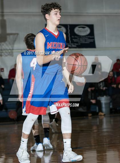 Thumbnail 2 in Medina vs. St. Francis (Ad-Pro Challenge) photogallery.