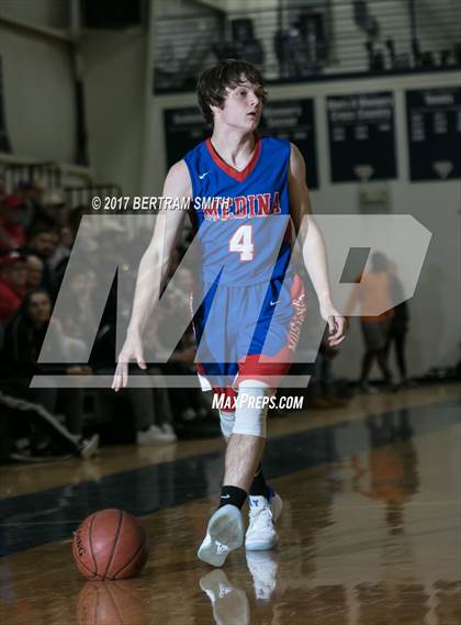 Thumbnail 1 in Medina vs. St. Francis (Ad-Pro Challenge) photogallery.