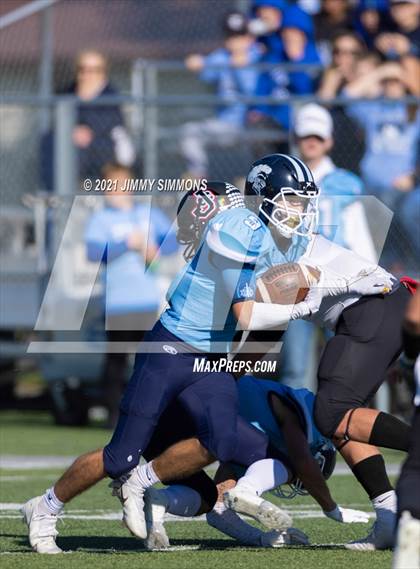 Thumbnail 3 in Johnston City @ Mater Dei (IHSA 2A Second Round Playoff) photogallery.