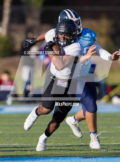 Thumbnail 3 in Johnston City @ Mater Dei (IHSA 2A Second Round Playoff) photogallery.