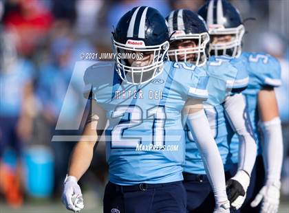 Thumbnail 1 in Johnston City @ Mater Dei (IHSA 2A Second Round Playoff) photogallery.