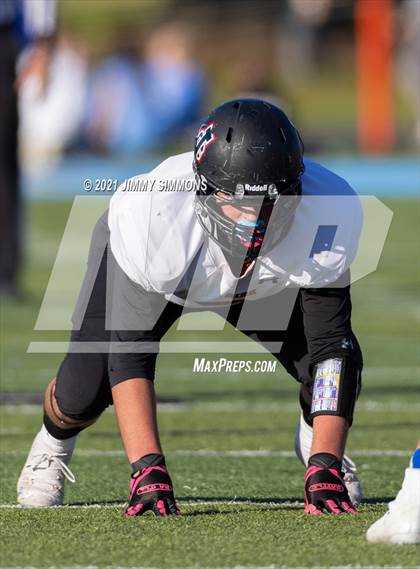 Thumbnail 1 in Johnston City @ Mater Dei (IHSA 2A Second Round Playoff) photogallery.