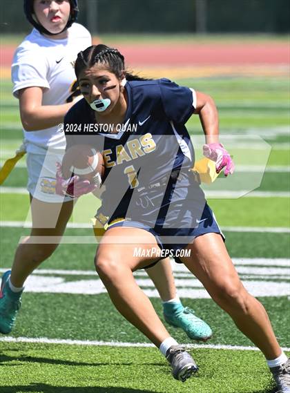 Thumbnail 2 in Millikan @ Warren photogallery.