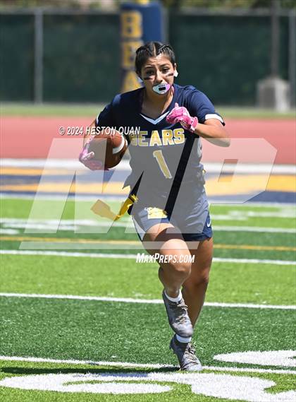 Thumbnail 2 in Millikan @ Warren photogallery.