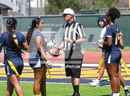 Thumbnail 1 in Millikan @ Warren photogallery.