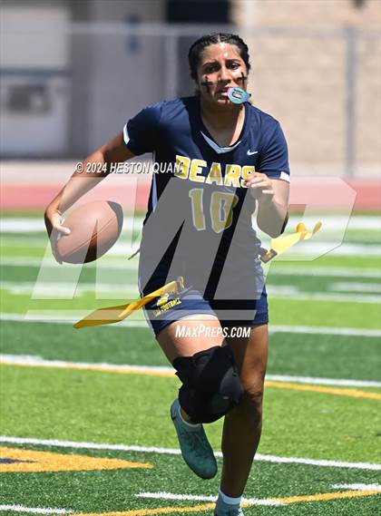 Thumbnail 3 in Millikan @ Warren photogallery.