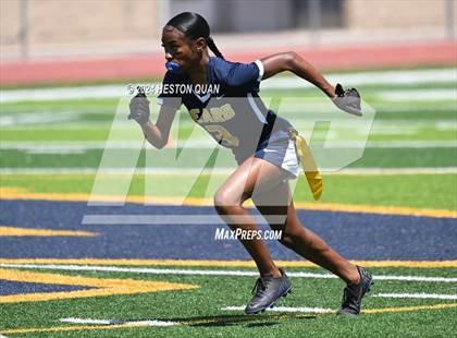Thumbnail 1 in Millikan @ Warren photogallery.