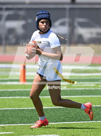 Thumbnail 3 in Millikan @ Warren photogallery.
