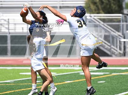 Thumbnail 1 in Millikan @ Warren photogallery.