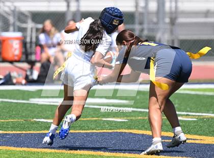Thumbnail 2 in Millikan @ Warren photogallery.