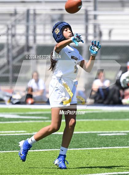 Thumbnail 3 in Millikan @ Warren photogallery.