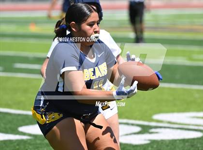 Thumbnail 2 in Millikan @ Warren photogallery.