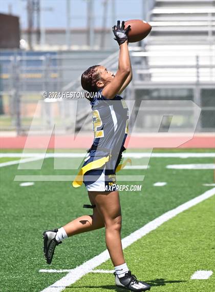 Thumbnail 1 in Millikan @ Warren photogallery.