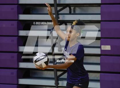 Thumbnail 1 in Spalding vs Luella (4A Area 4 Tournament) photogallery.