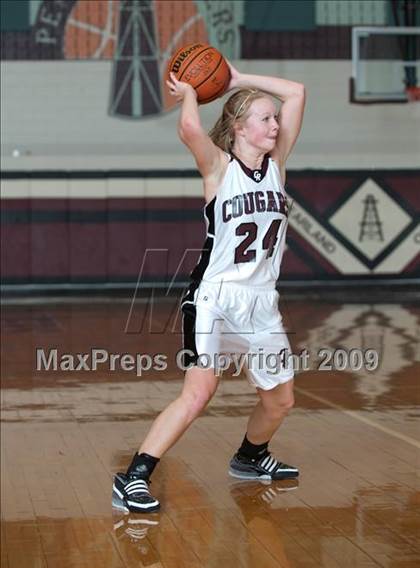 Thumbnail 3 in Cinco Ranch vs. College Park  (McDonalds Texas Invitational) photogallery.