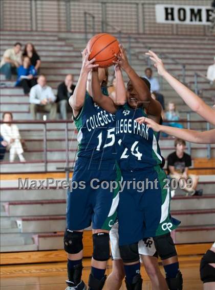 Thumbnail 2 in Cinco Ranch vs. College Park  (McDonalds Texas Invitational) photogallery.