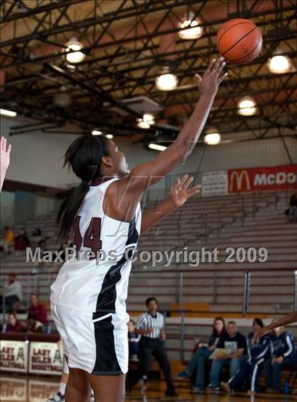 Thumbnail 1 in Cinco Ranch vs. College Park  (McDonalds Texas Invitational) photogallery.