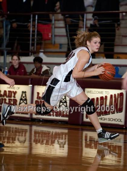 Thumbnail 3 in Cinco Ranch vs. College Park  (McDonalds Texas Invitational) photogallery.