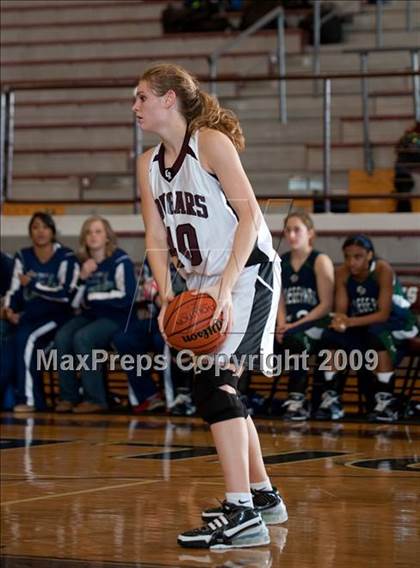 Thumbnail 3 in Cinco Ranch vs. College Park  (McDonalds Texas Invitational) photogallery.