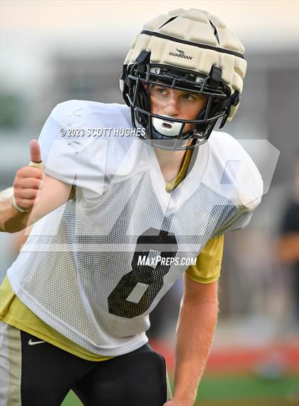 Thumbnail 2 in Springfield @ Green Hill (Scrimmage) photogallery.