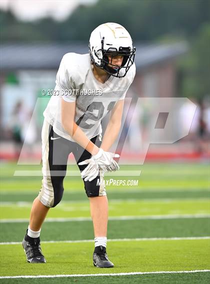 Thumbnail 3 in Springfield @ Green Hill (Scrimmage) photogallery.