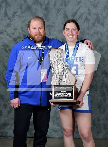 Thumbnail 1 in Caruthers (CIF State D2 Awards) photogallery.