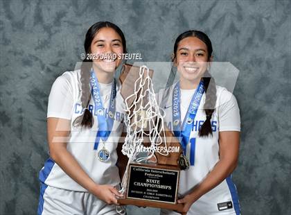 Thumbnail 3 in Caruthers (CIF State D2 Awards) photogallery.